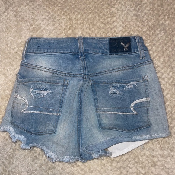 Women’s American Eagle Outfitters High-Rise Jean Shorts Size 0. - Picture 2 of 5